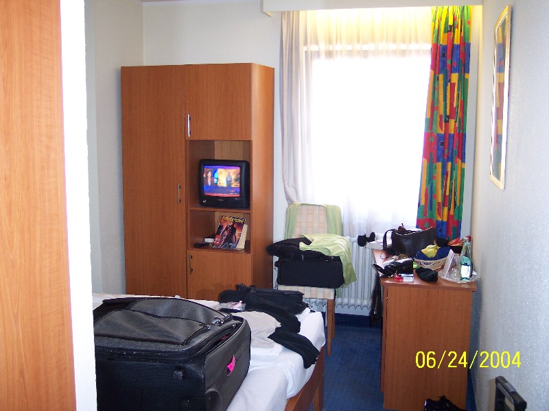 s-100_0145.jpg