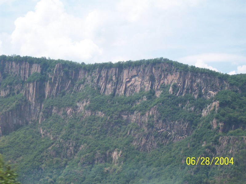 s-100_0569.jpg
