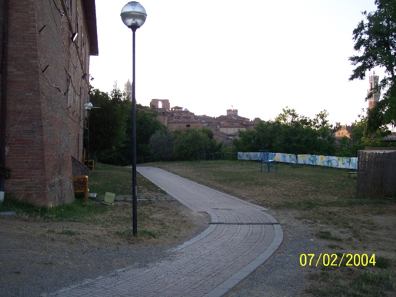 s-100_1128.jpg