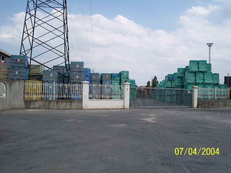 s-100_1203.jpg