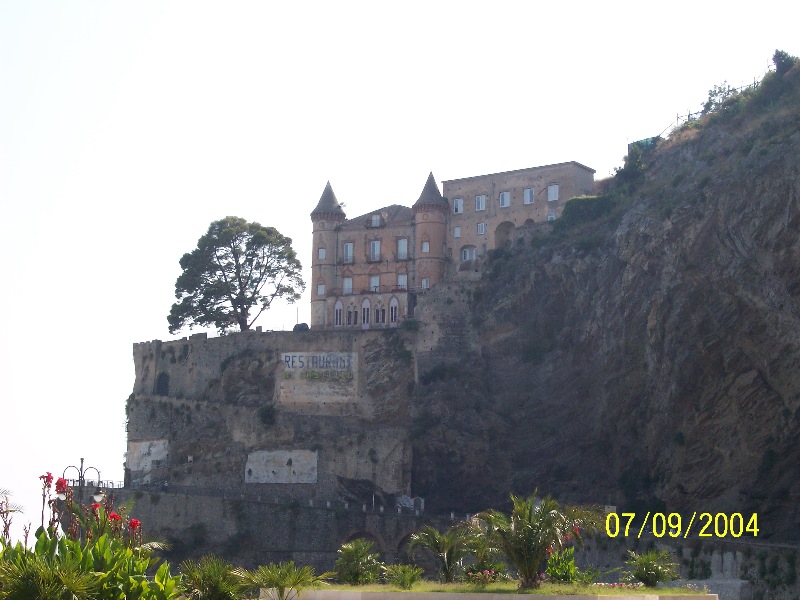 s-100_1541.jpg