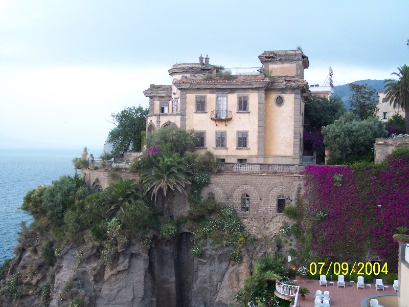 s100_1641.jpg