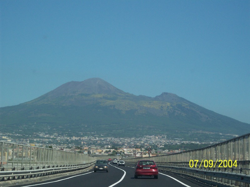 s100_1669.jpg