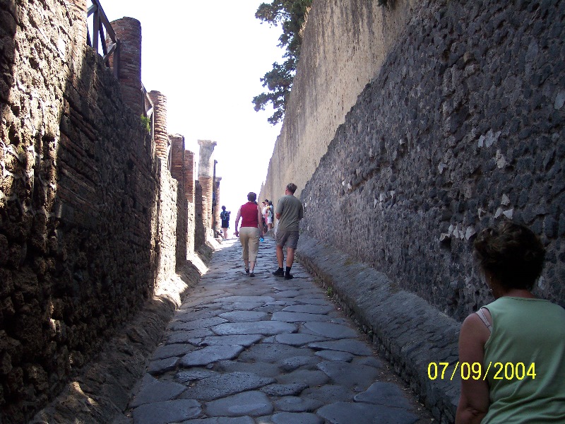 s100_1675.jpg