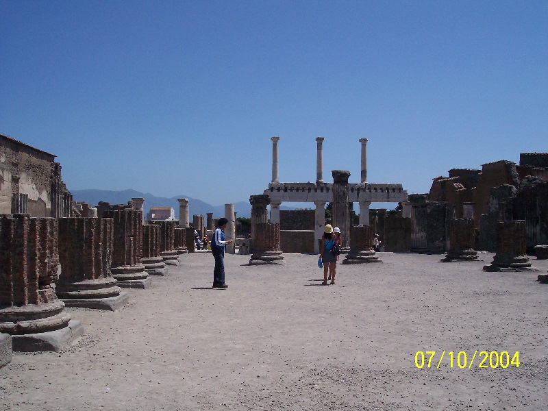 s100_1678.jpg