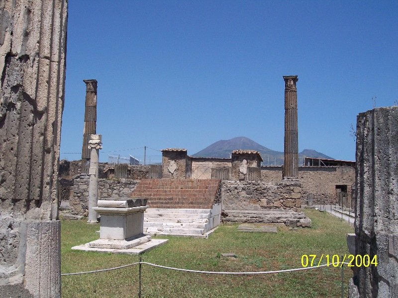 s100_1682.jpg