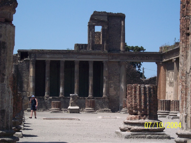 s100_1684.jpg