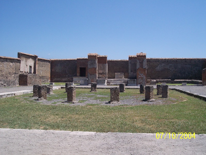 s100_1695.jpg