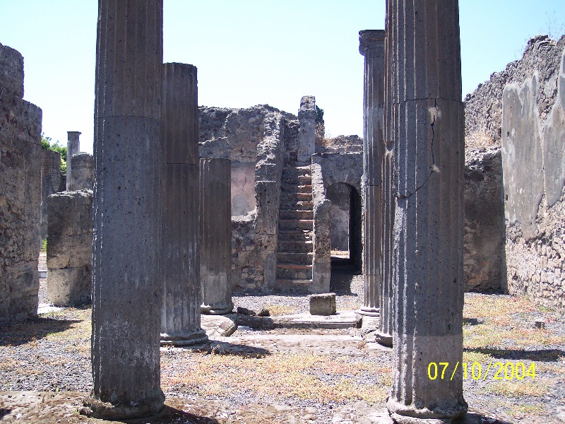 s100_1732.jpg