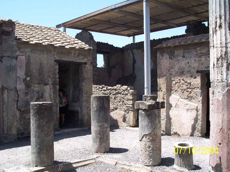 s100_1738.jpg