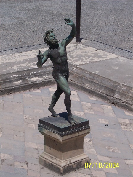 s100_1746.jpg