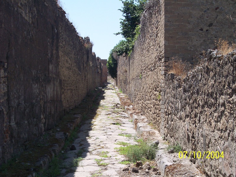 s100_1760.jpg