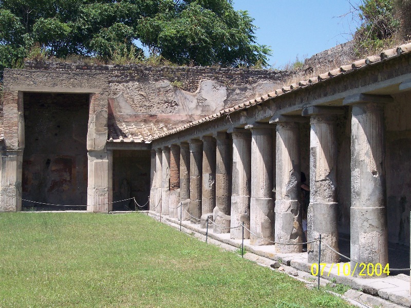 s100_1763.jpg