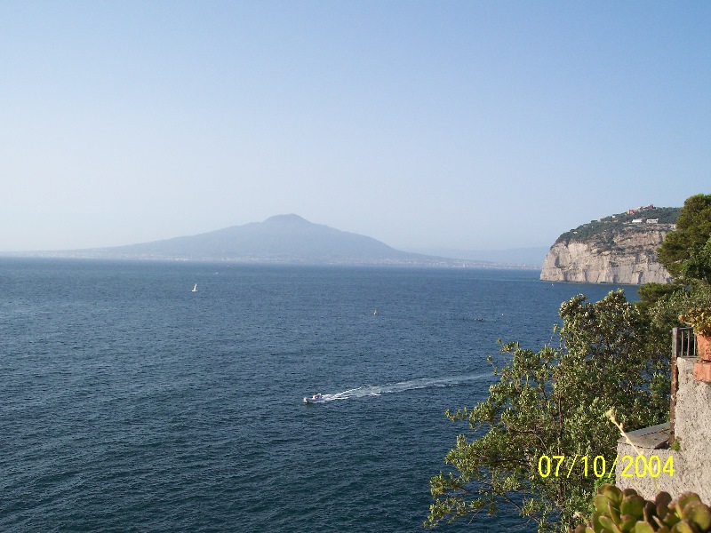 s100_1808.jpg