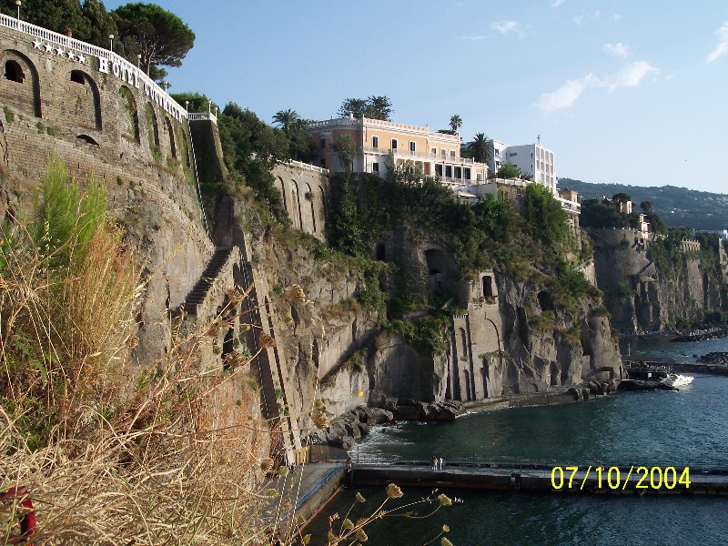 s100_1816.jpg